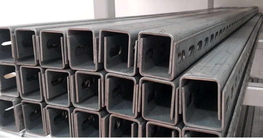 30*30 2MM U Perfore Profil 2mt